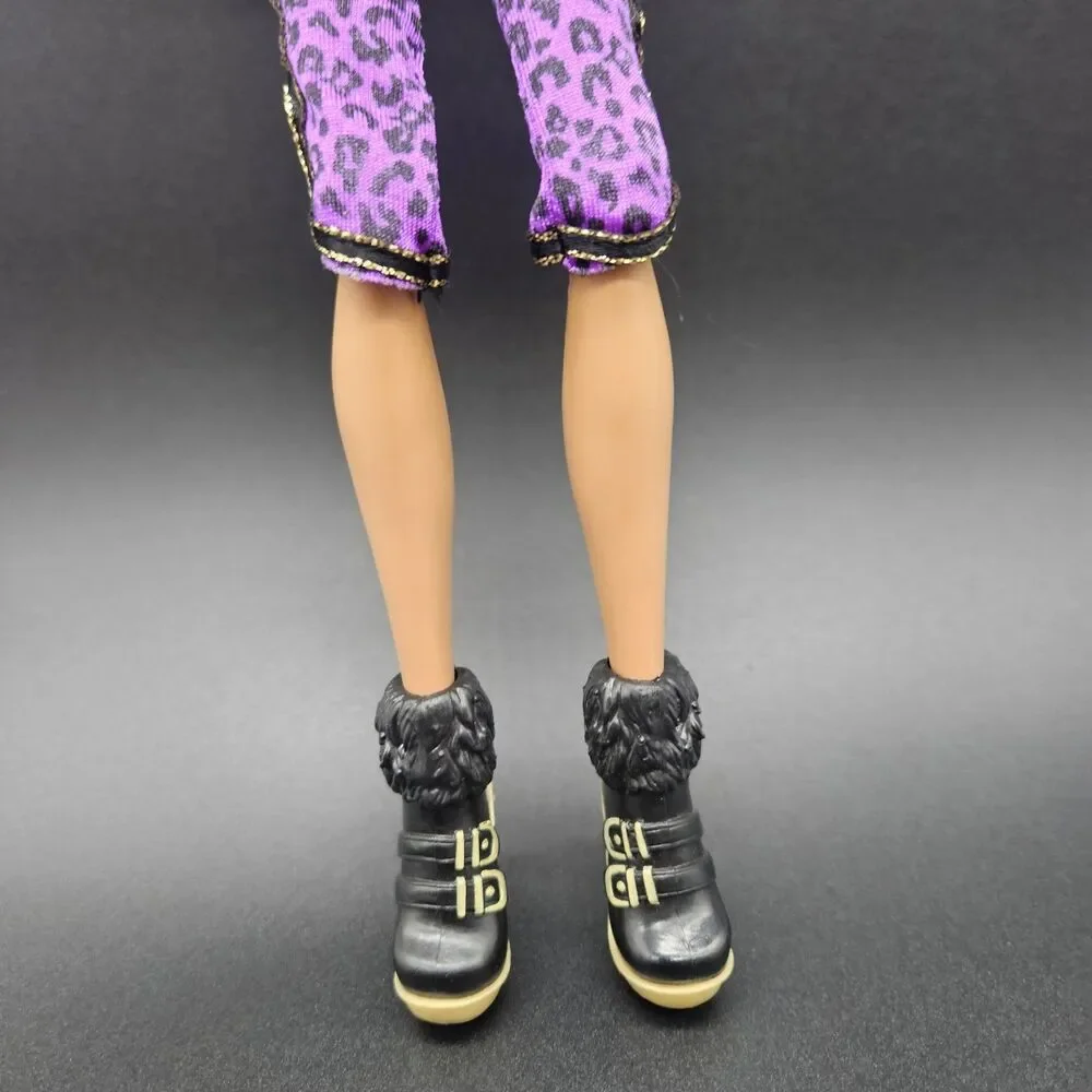 Monster High Clawdeen Wolf Sweet 1600 Dressed Fashion Doll 2008 Mattel Incomplet